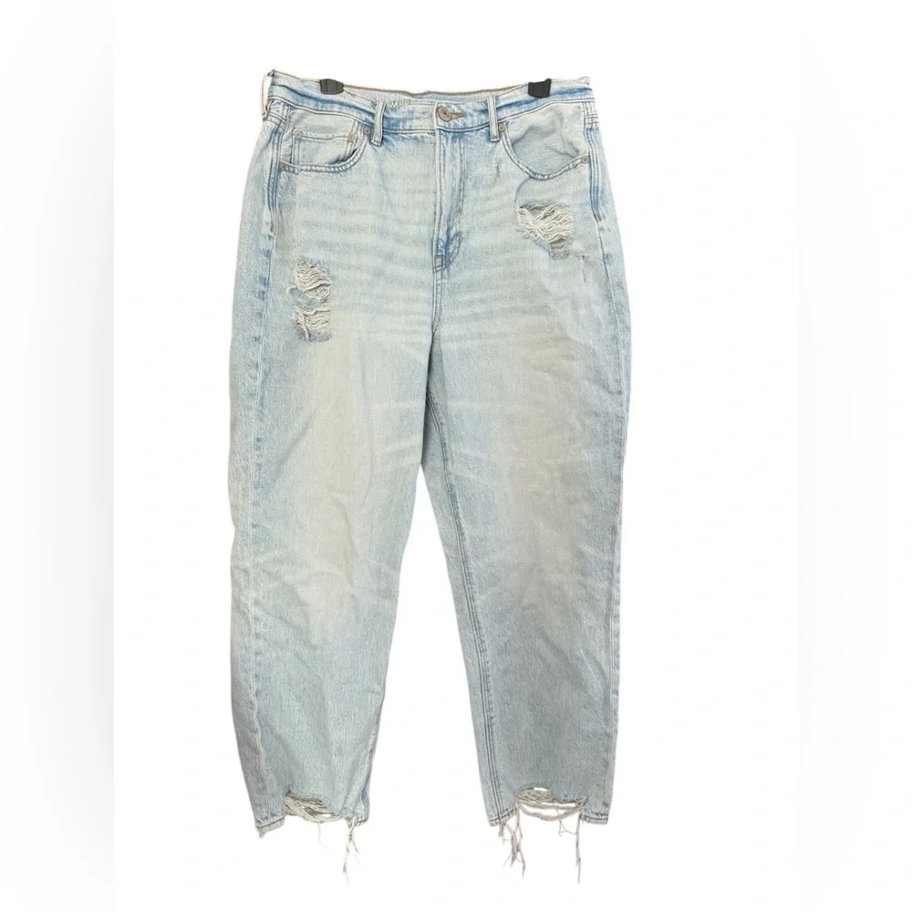 American Eagle high rise 90s boyfriend jeans